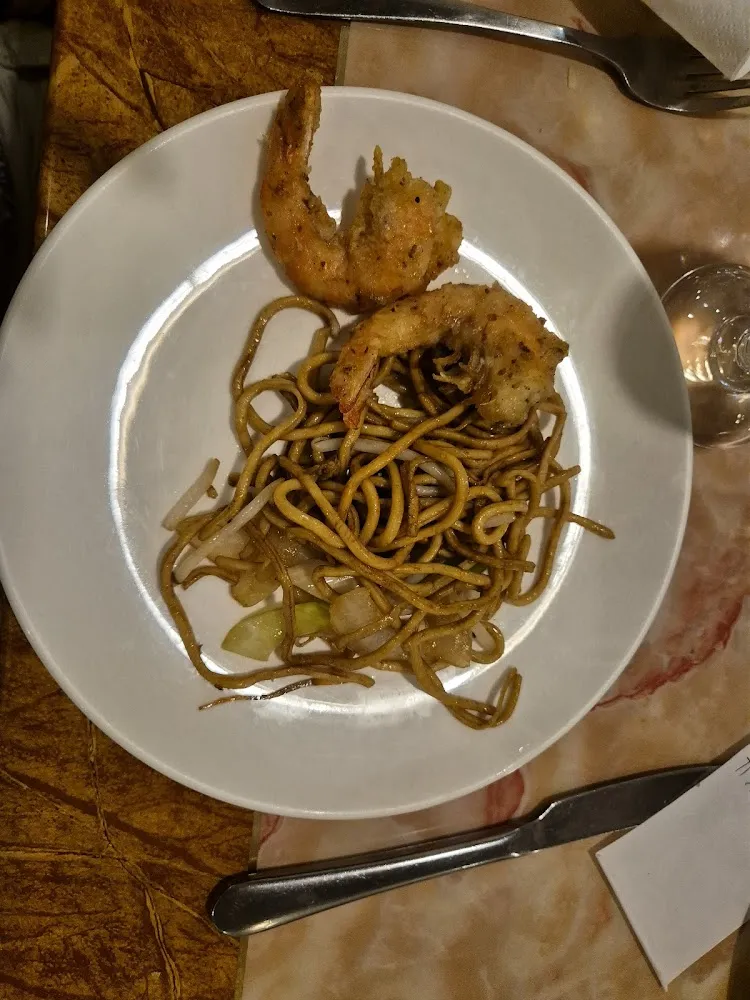 Nouilles Sauté Aux Crevetts