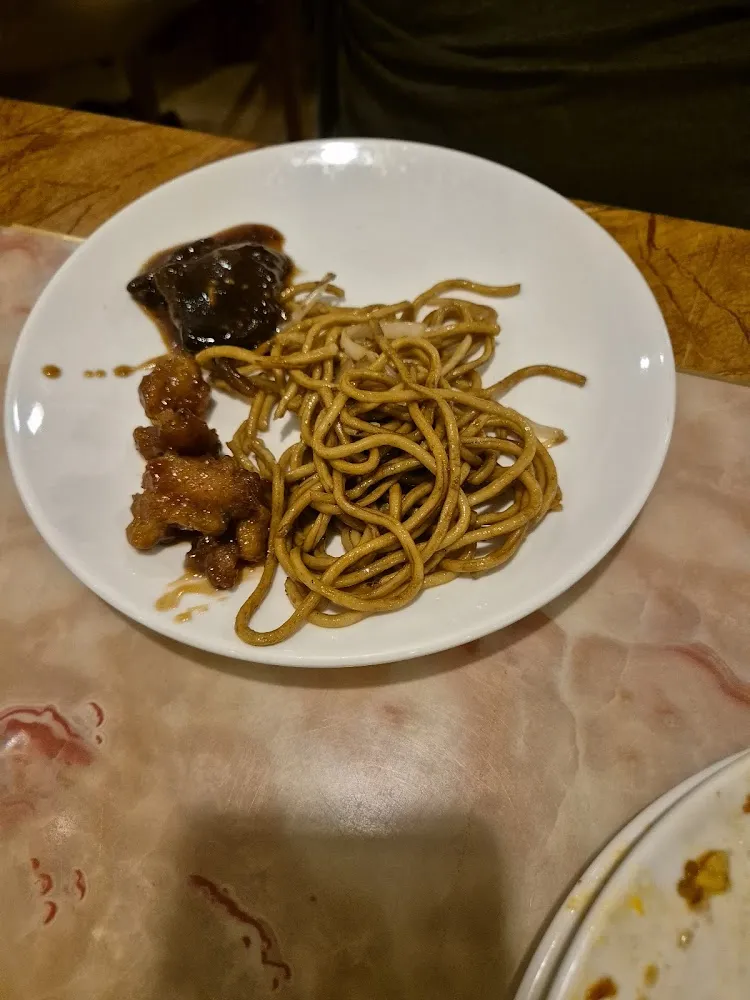 Nouilles Sautées Au Poulet